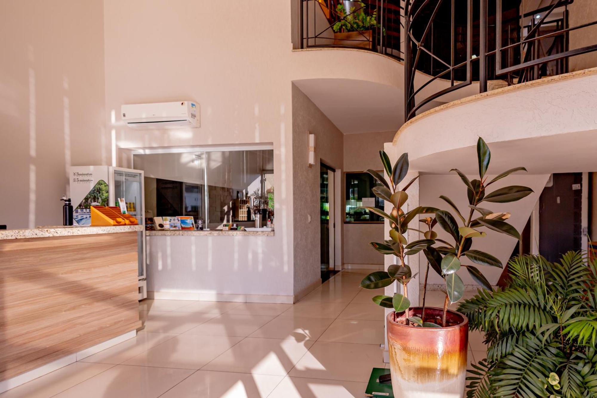 Hotel Villa De Holanda Holambra Extérieur photo